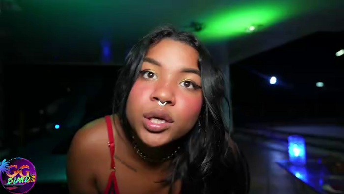 island-girls