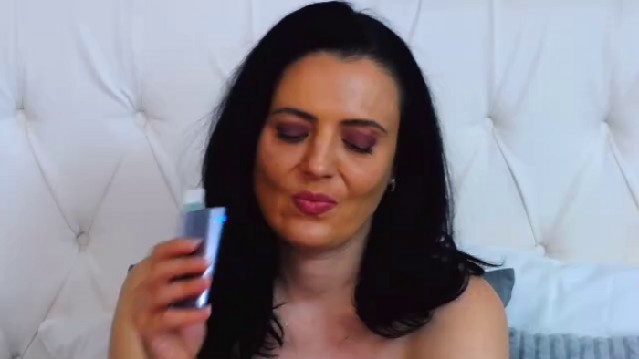 lauren-newton