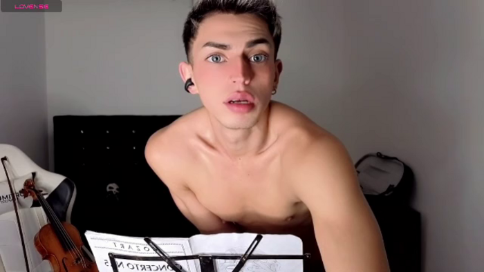 adam-volkov