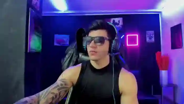 2024/05/19/flirt4free-zack-spencer-23-52-52