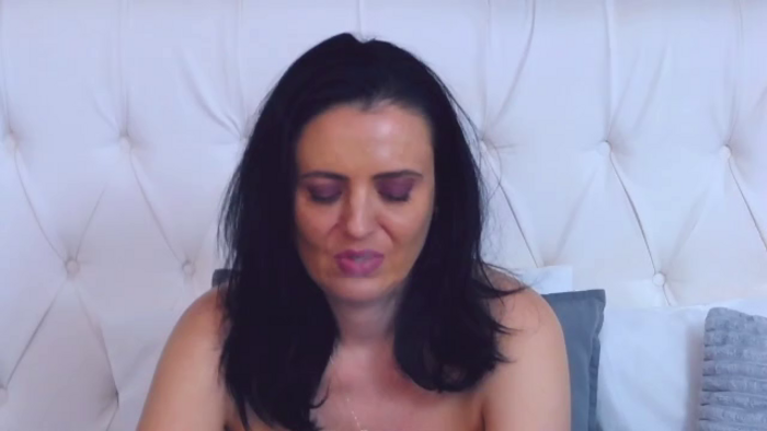 lauren-newton
