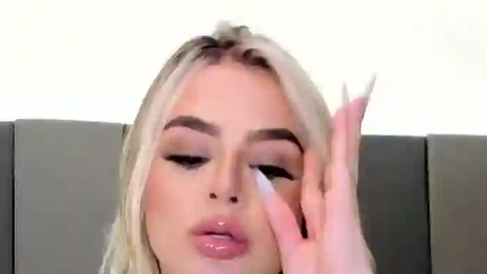 2024/05/24/flirt4free-mia-klein-03-03-33