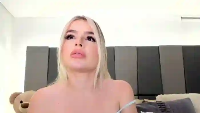 2024/05/24/flirt4free-mia-klein-04-02-19