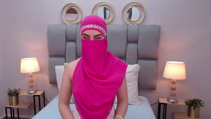 aliah-manzur
