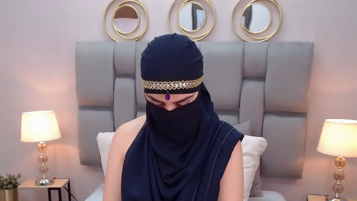 aliah-manzur
