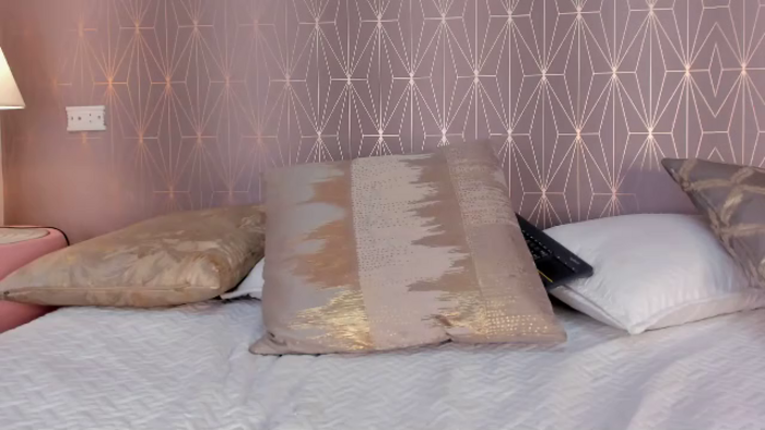 chloe-bonnet