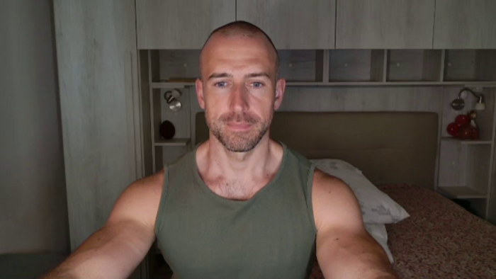 robert-smiley