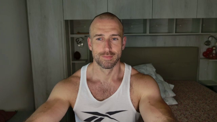 robert-smiley