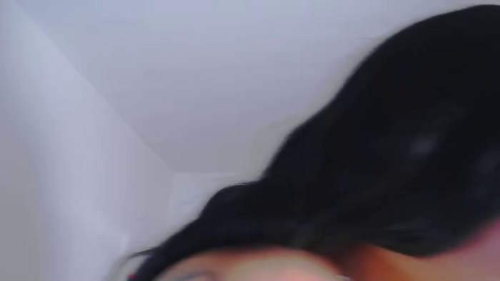 stefany-hernandez