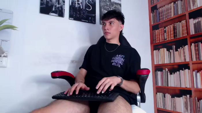 aaron-dayker