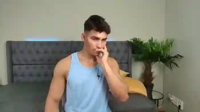 2024/06/06/flirt4free-emilio-reynolds-01-32-19