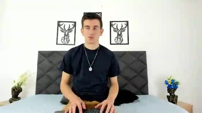 2024/06/06/flirt4free-mikael-slow-04-55-31