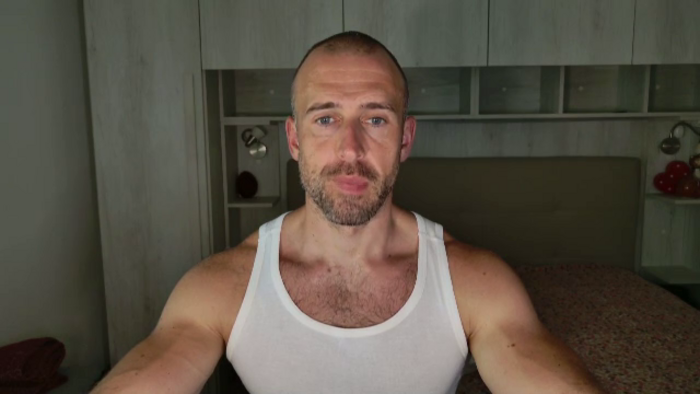 robert-smiley