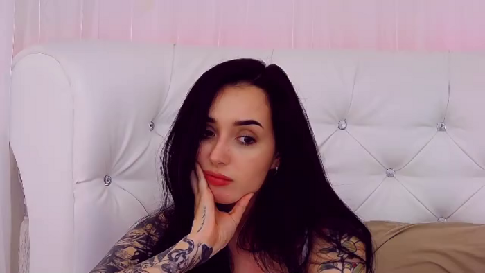 zoe-niickels