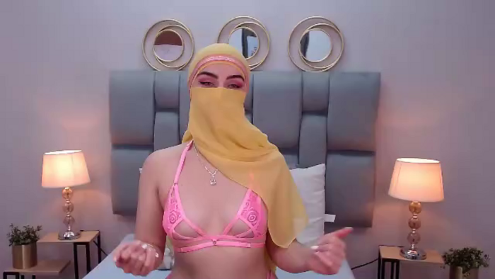 aliah-manzur