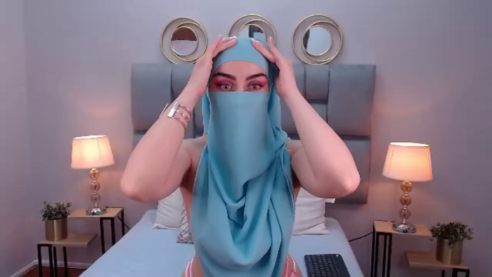 aliah-manzur