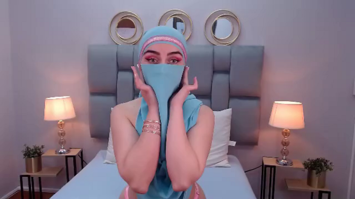 aliah-manzur