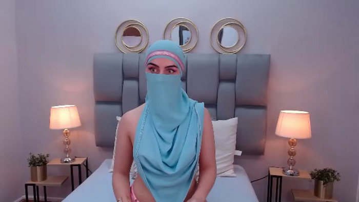 aliah-manzur