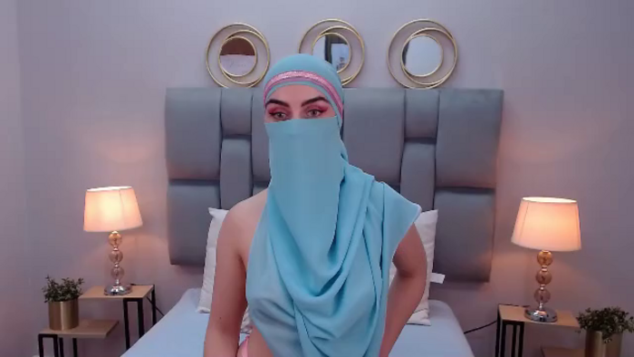 aliah-manzur