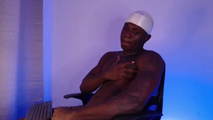 ethan-traviis