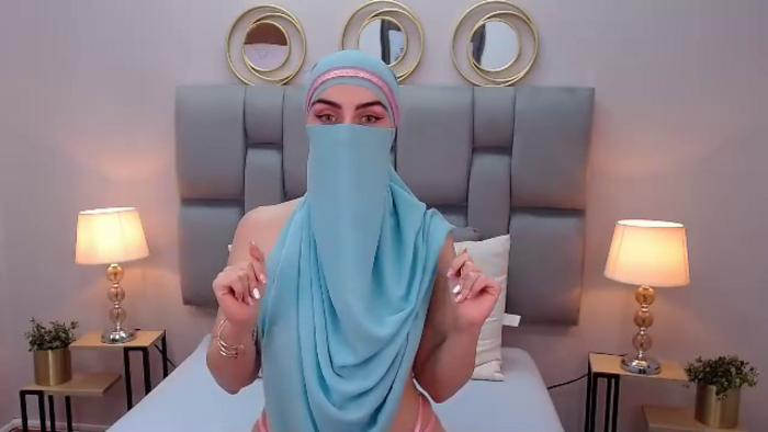 aliah-manzur