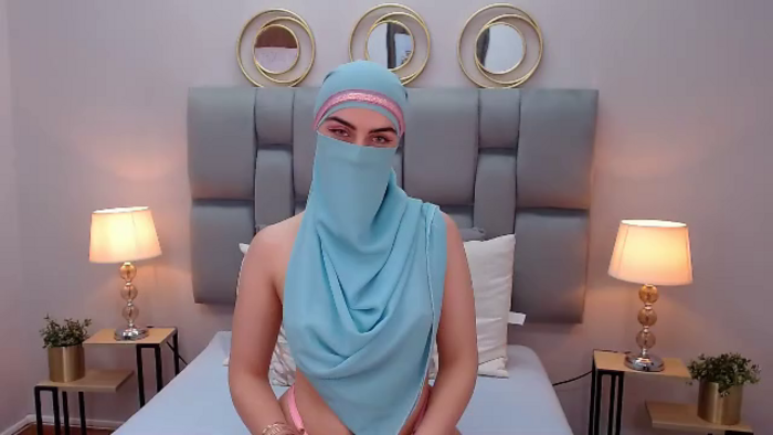 aliah-manzur