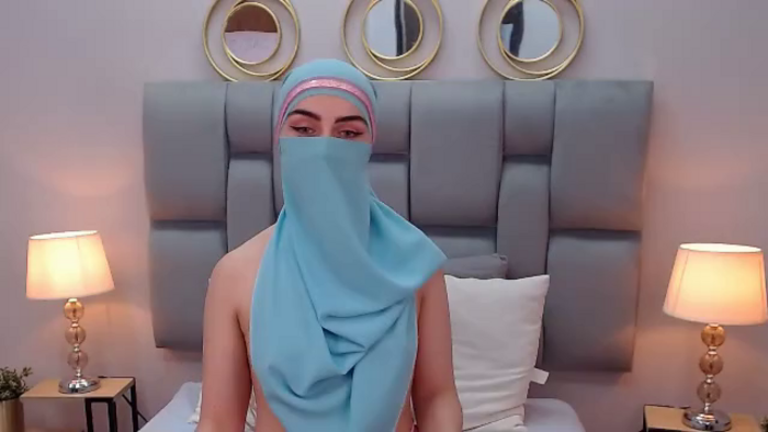 aliah-manzur