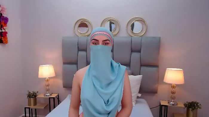 aliah-manzur