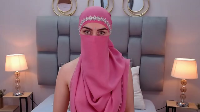 aliah-manzur