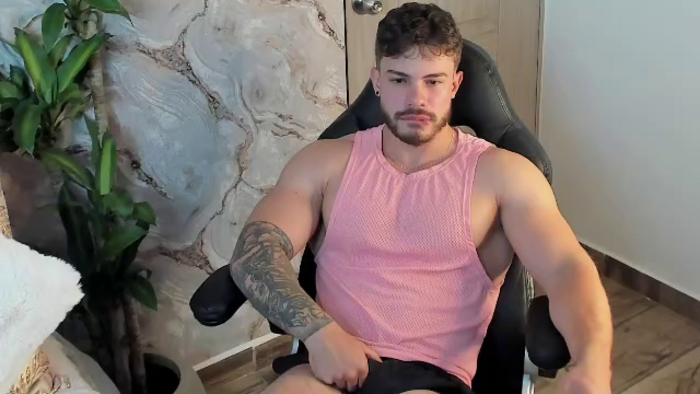 valenthino-king