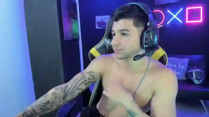 2024/06/12/flirt4free-zack-spencer-21-03-00