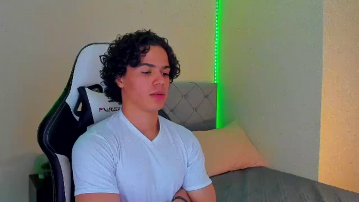 travis-lewis