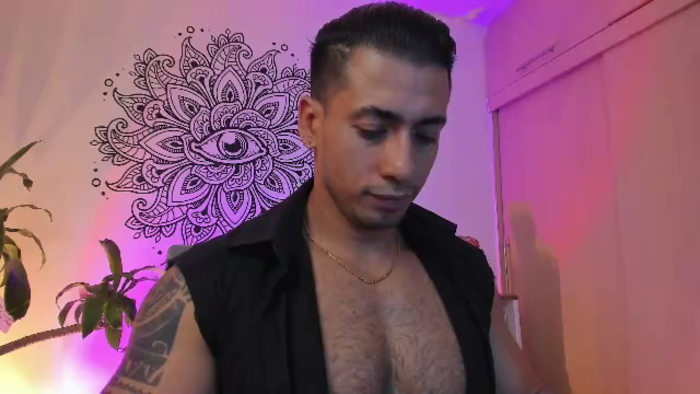 aaron-strong