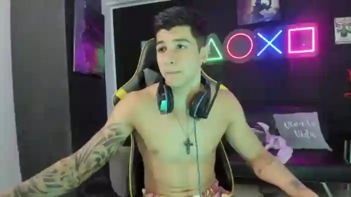 2024/06/16/flirt4free-zack-spencer-21-23-59