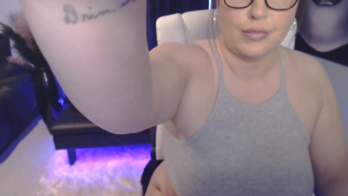 tia-bella