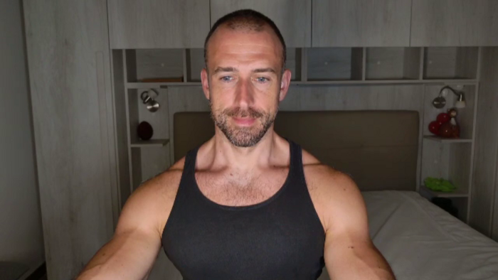 robert-smiley