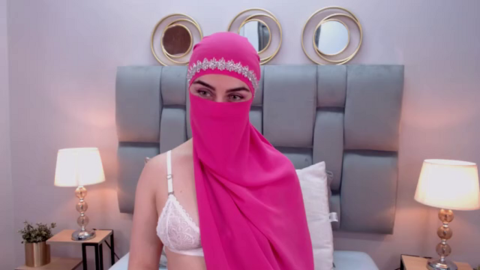 aliah-manzur