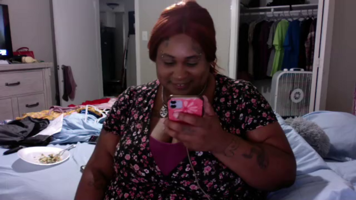 lala-devine