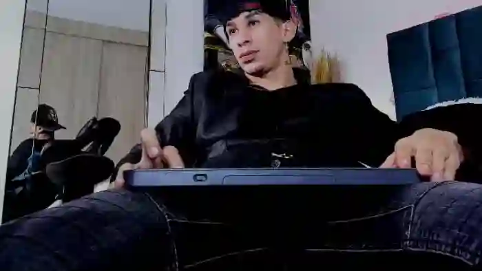 2024/06/21/flirt4free-dammian-miller-19-22-58