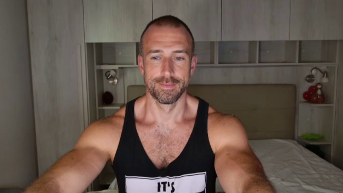 robert-smiley