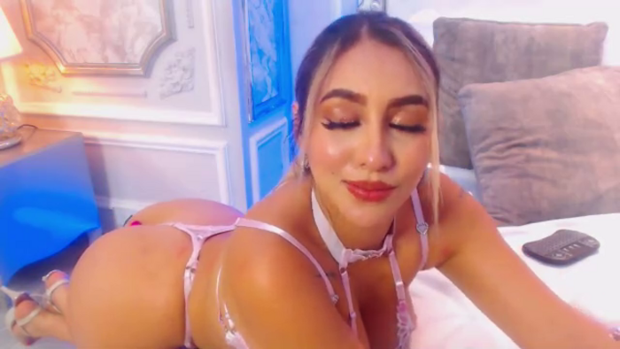 samantha-dumont