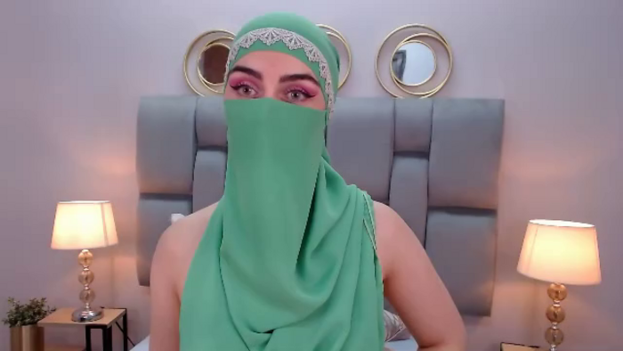 aliah-manzur