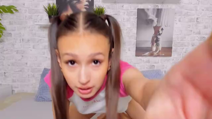chloe-teles