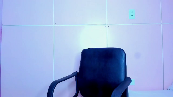 hylari-banks
