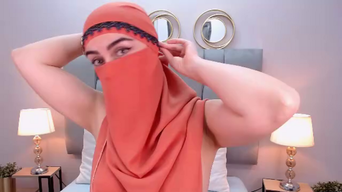 aliah-manzur