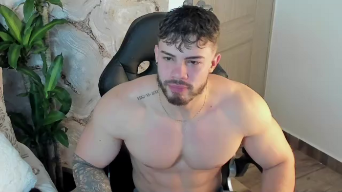 valenthino-king