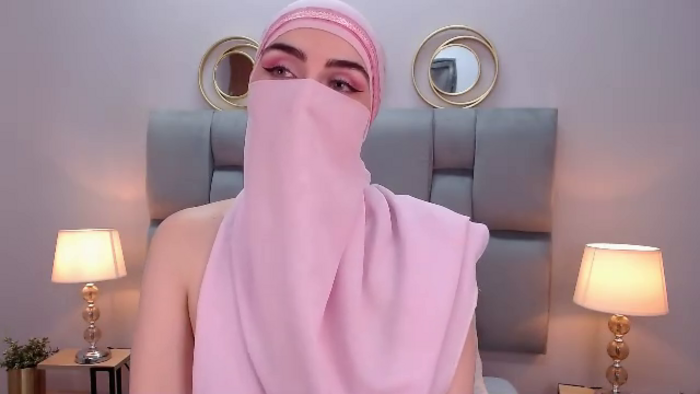 aliah-manzur
