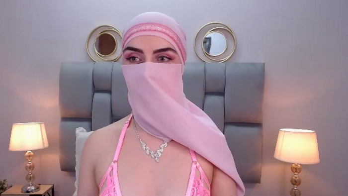 aliah-manzur