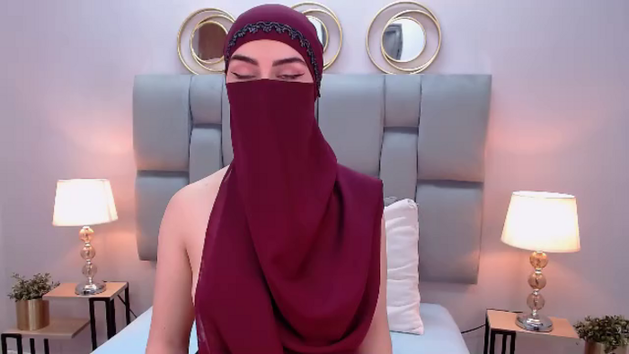 aliah-manzur