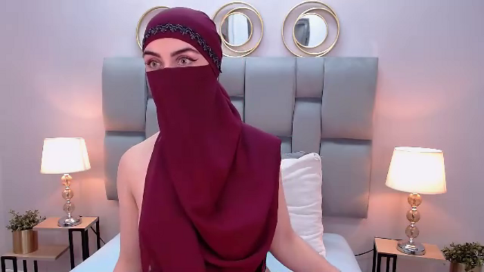 aliah-manzur